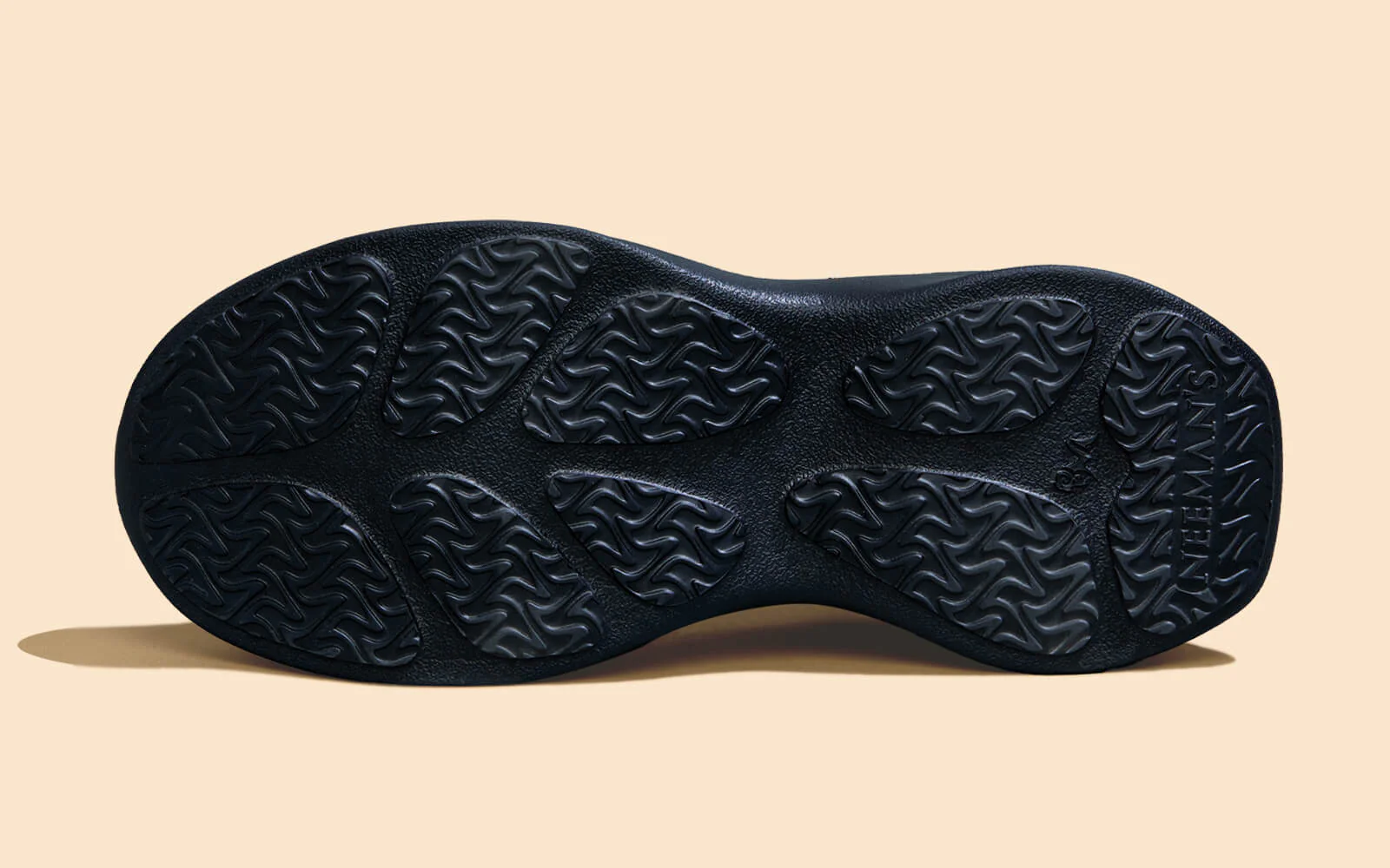 The CloudKnit Sneakers : Black - Image 5