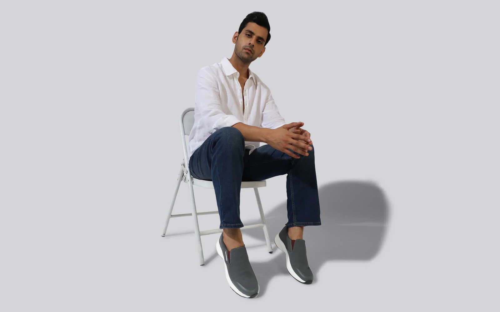 The Dependables : Dark Grey-Maroon - Image 11