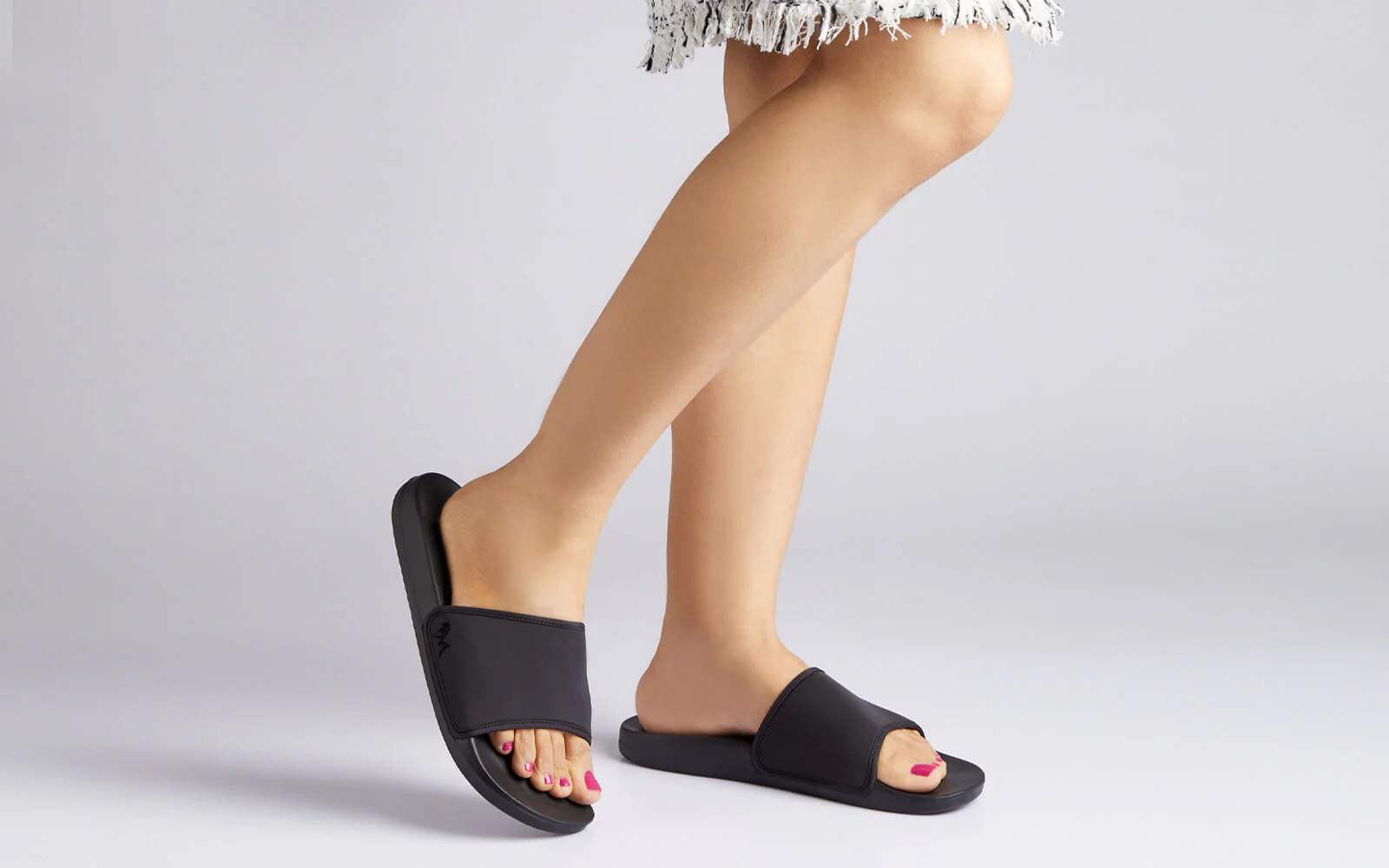 Eco Slides : Coal Black - Image 8