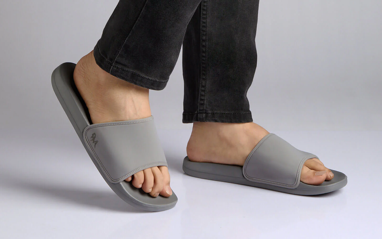 Eco Slides : Pebble Grey - Image 3