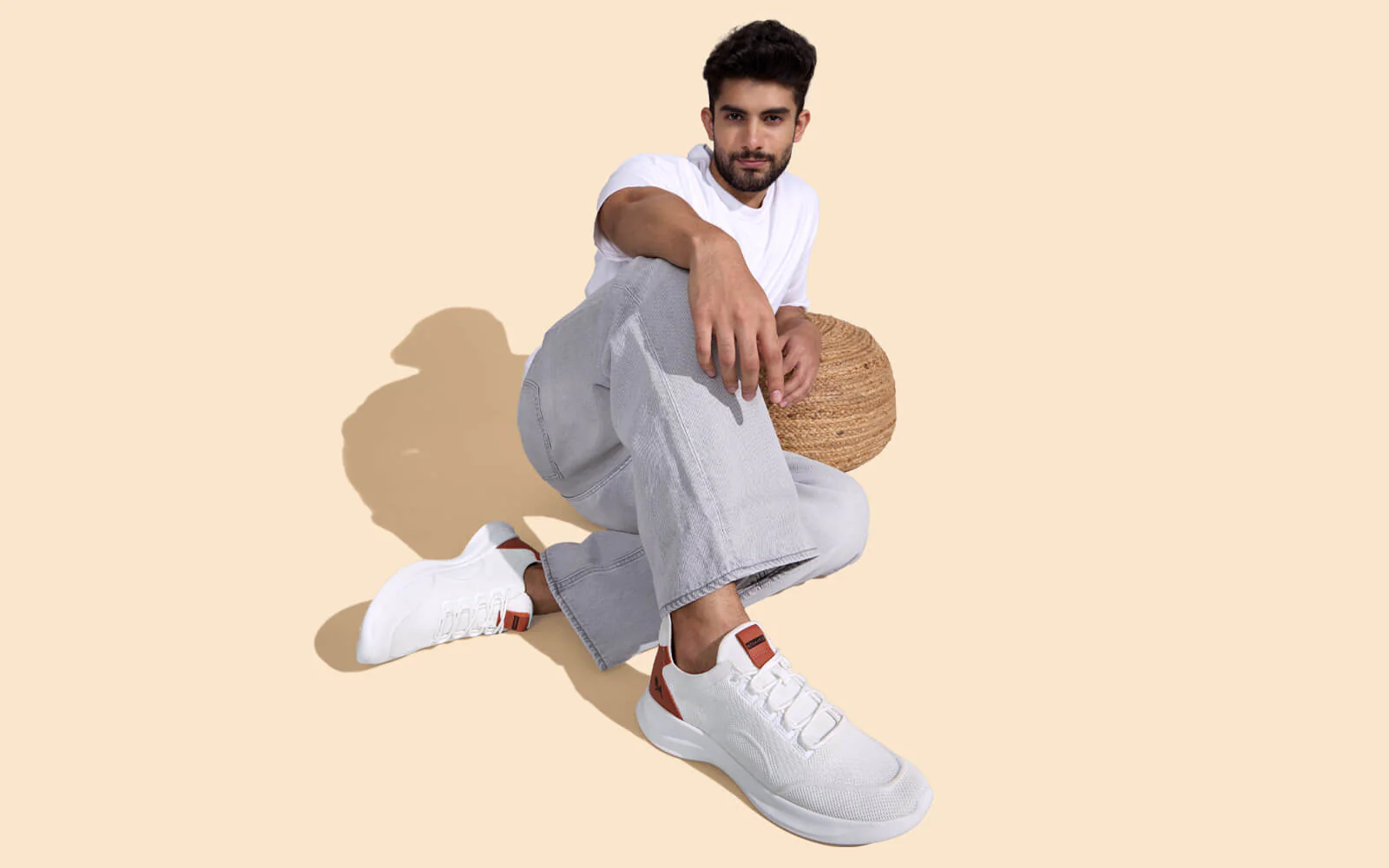 The Knit Strides : White - Image 10