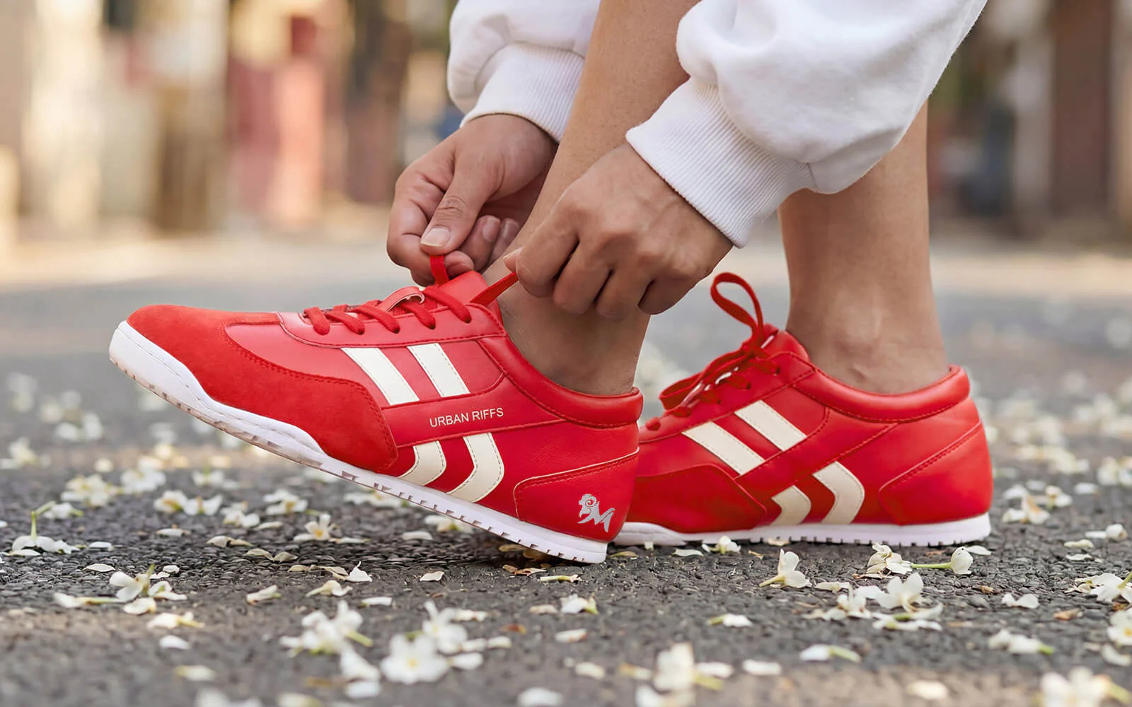 The Urban Riffs For Men : Red - Image 9