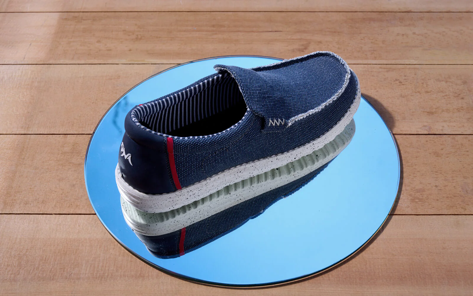 The Wanderers Slip Ons : Navy - Image 3