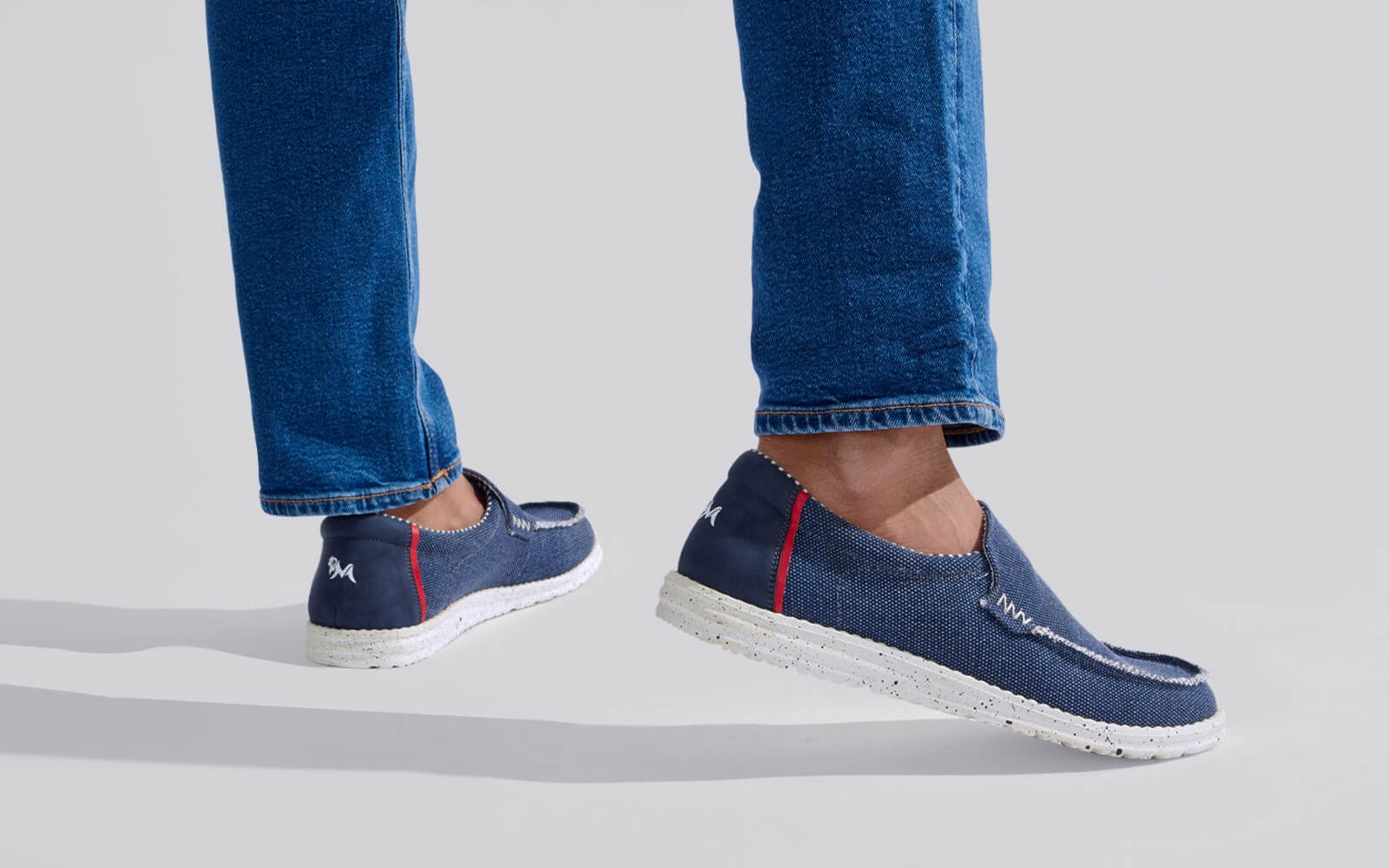 The Wanderers Slip Ons : Navy - Image 9