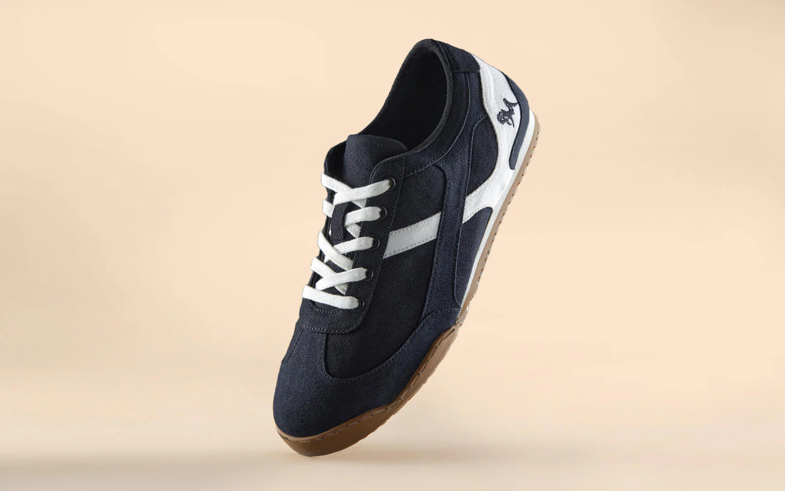 Urban Casuals : Fusion Black - Image 4