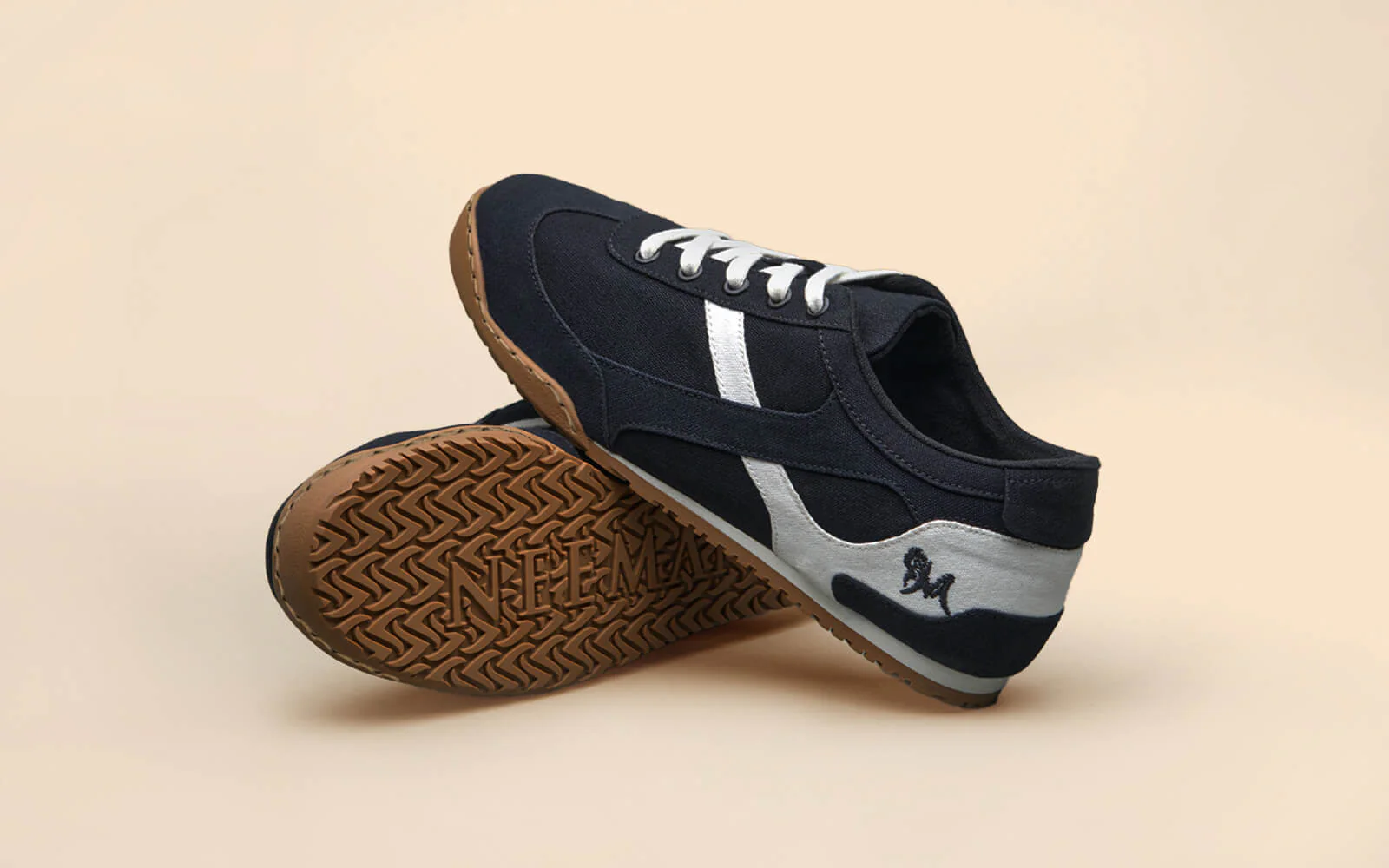 Urban Casuals : Fusion Black - Image 6