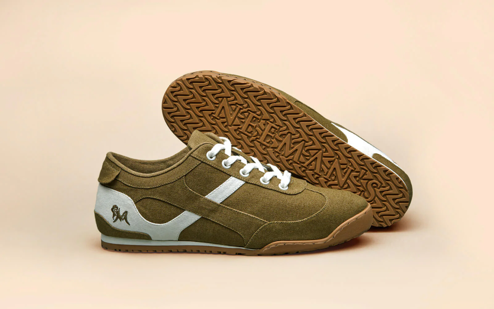 Urban Casuals : Hip Moss - Image 8