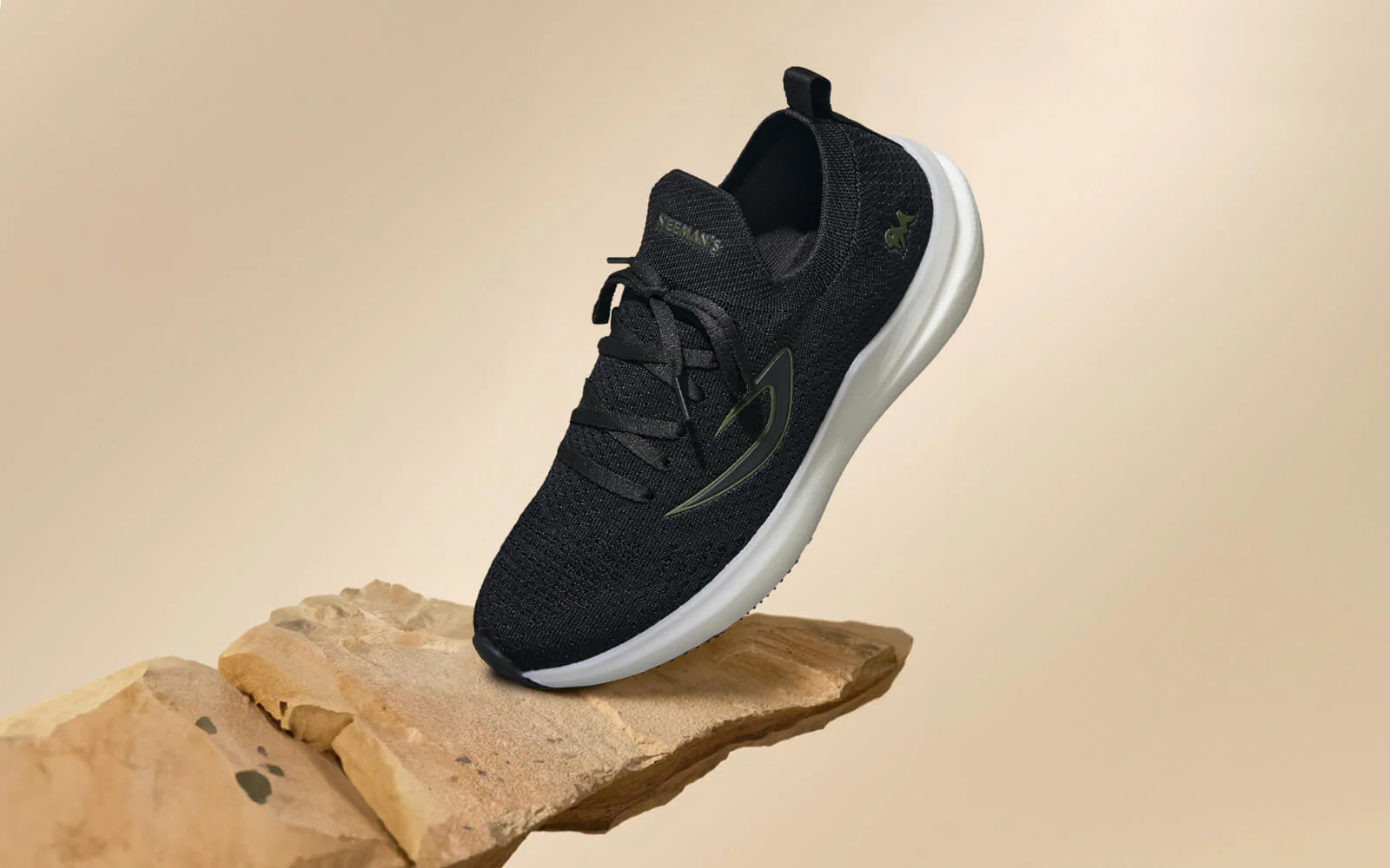 Whoosh Lite Sneakers : Black - Image 3