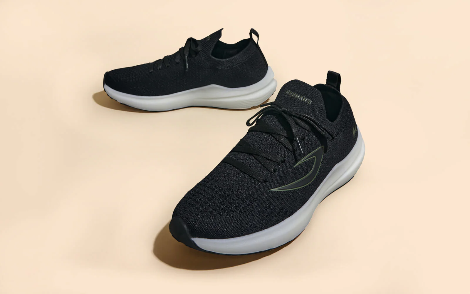 Whoosh Lite Sneakers : Black - Image 7
