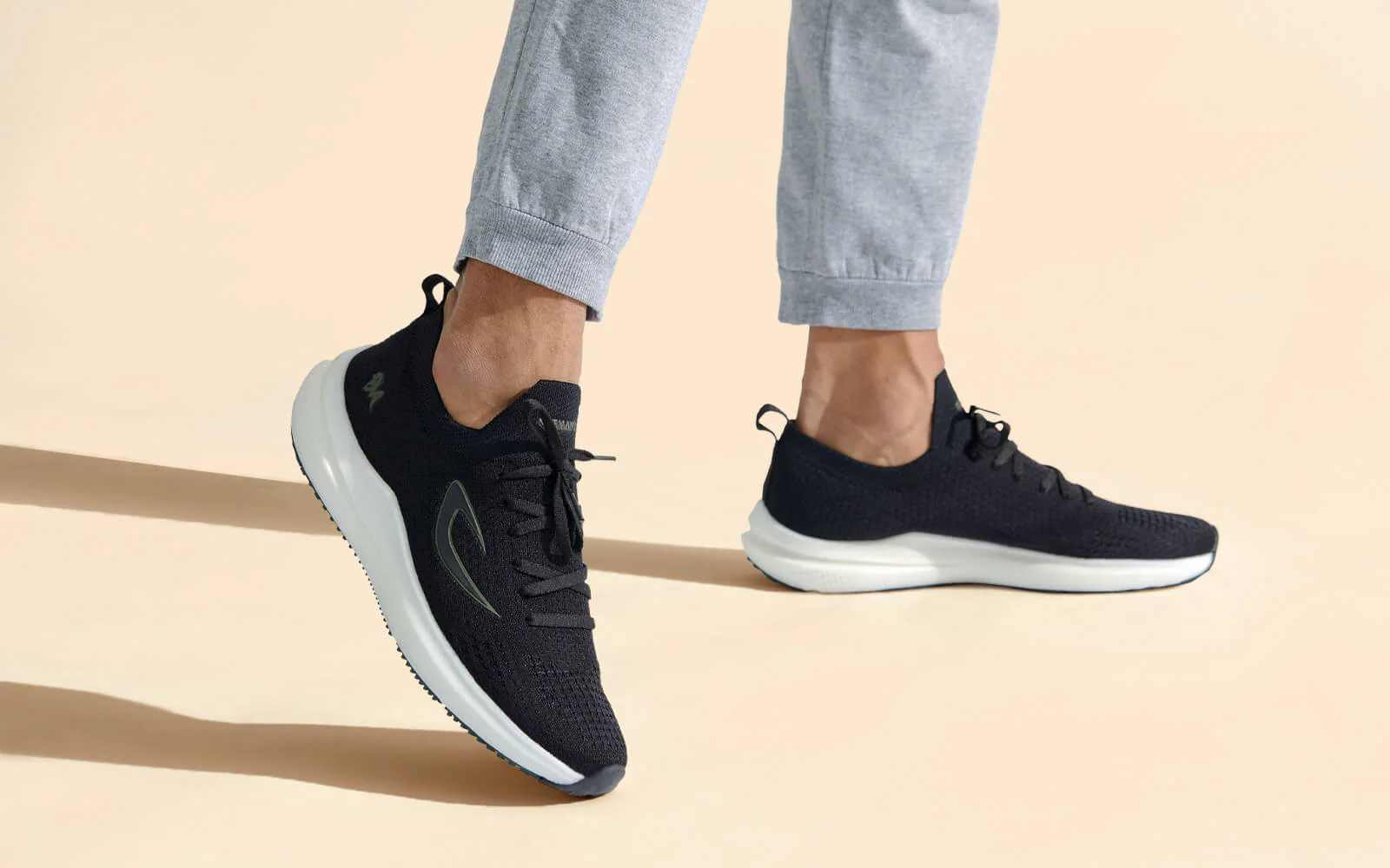 Whoosh Lite Sneakers : Black - Image 8